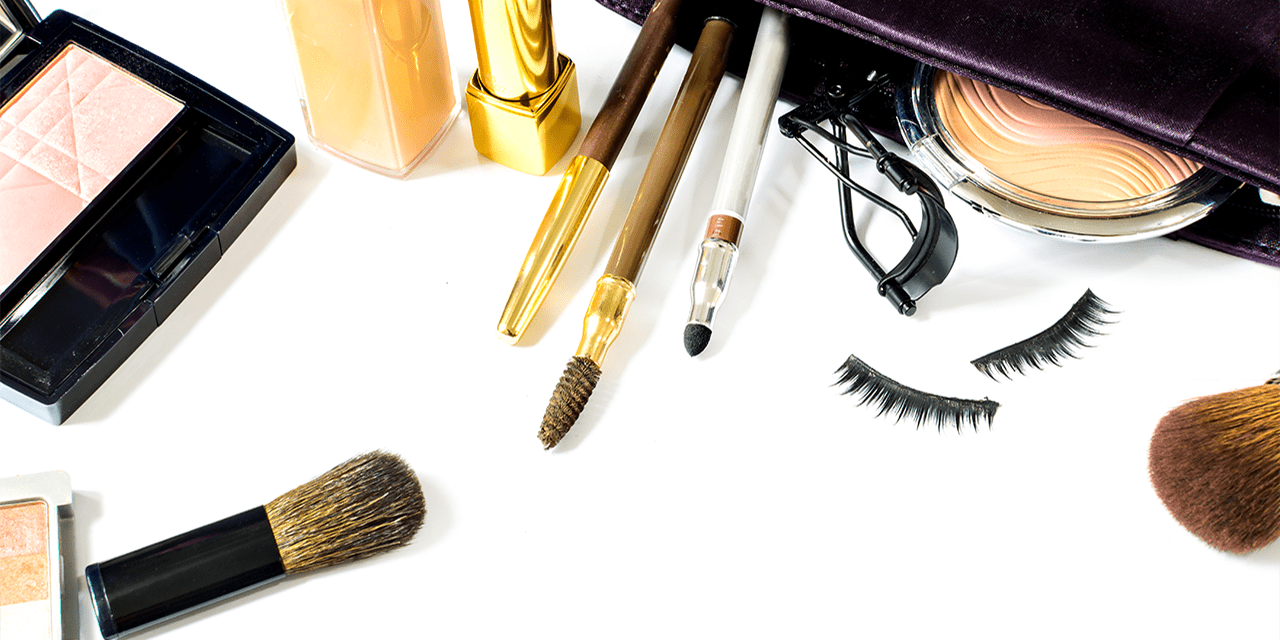 メイクではできないドラマチックな変化 そんなワガママに応えたカラーレンズ カラコン 目の情報ナビ